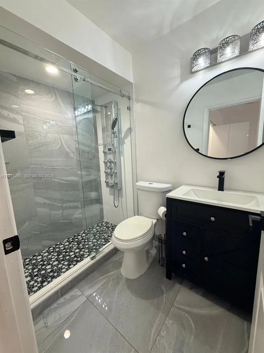 8240 Nw 10th St 10, Miami, Florida 33126, Miami, Florida 33126, 3 Bedrooms Bedrooms, ,2 BathroomsBathrooms,Residential Lease,For Rent,8240 Nw 10th St 10, Miami, Florida 33126,A11973280