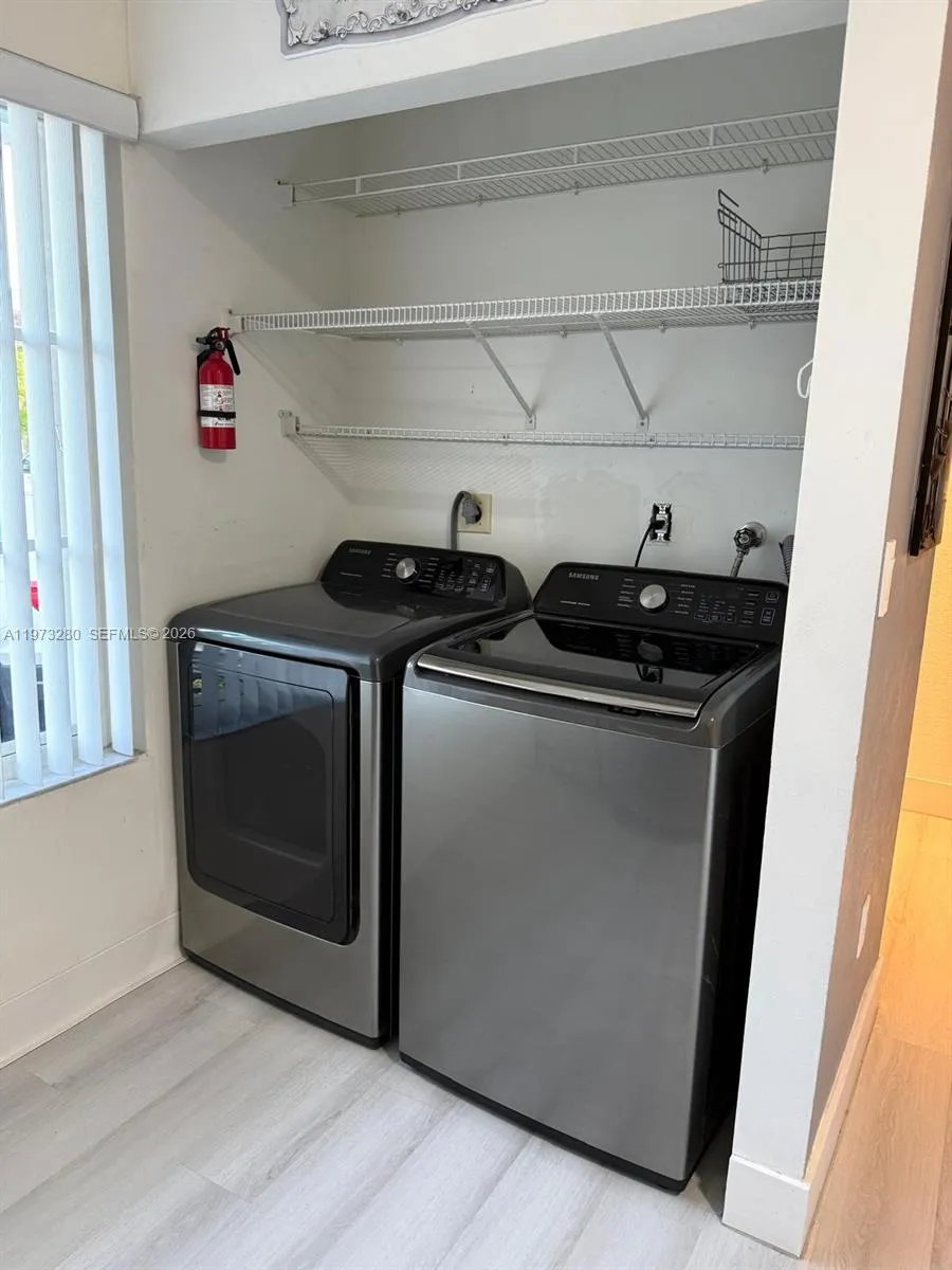 8240 Nw 10th St 10, Miami, Florida 33126, Miami, Florida 33126, 3 Bedrooms Bedrooms, ,2 BathroomsBathrooms,Residential Lease,For Rent,8240 Nw 10th St 10, Miami, Florida 33126,A11973280