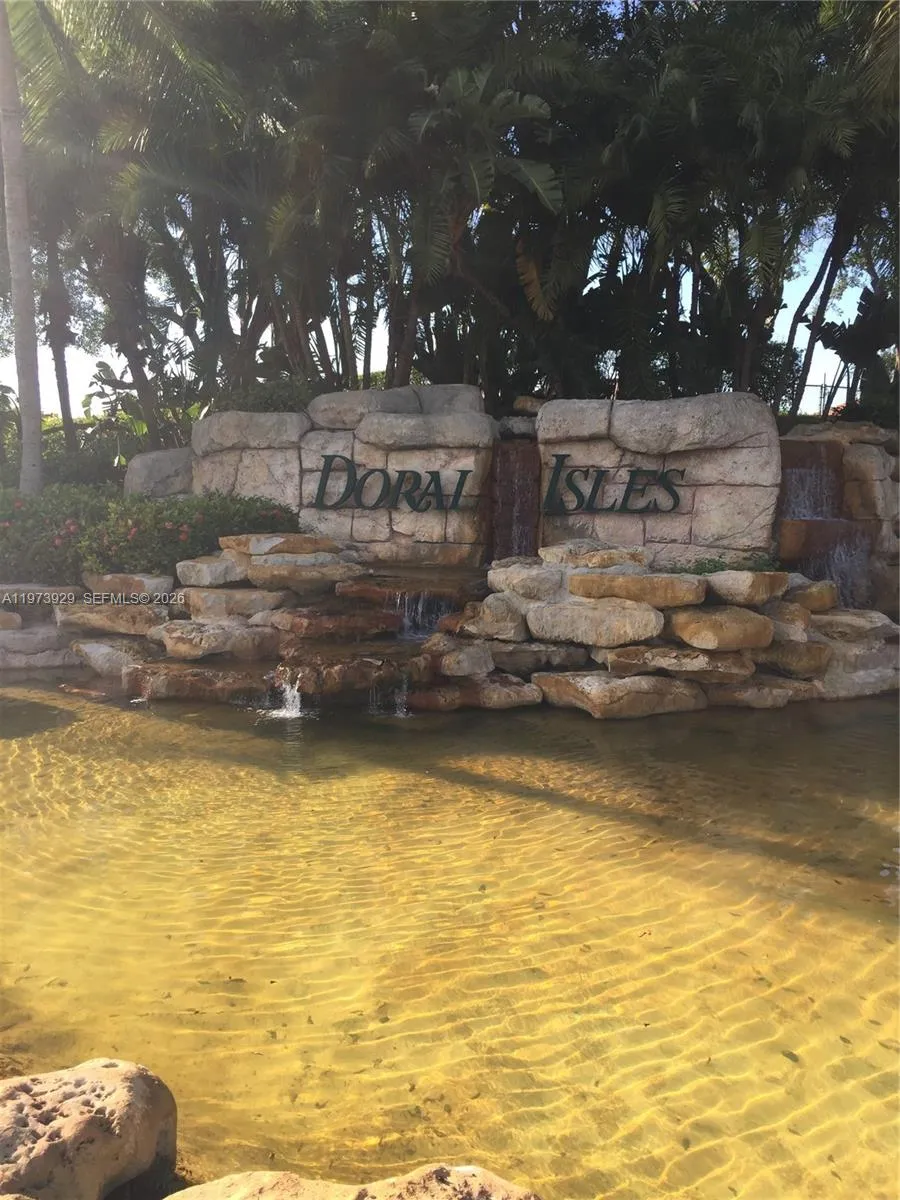 10710 Nw 66th St 210, Doral, Florida 33178, Doral, Florida 33178, 3 Bedrooms Bedrooms, ,2 BathroomsBathrooms,Residential,For Sale,10710 Nw 66th St 210, Doral, Florida 33178,A11973929