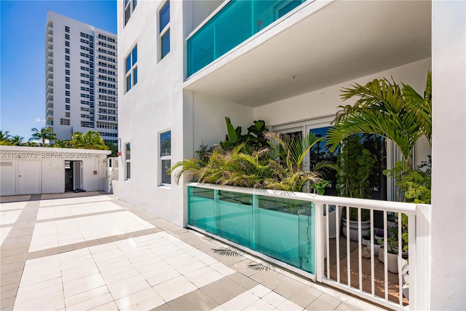 5001 Collins Ave 1k, Miami Beach, Florida 33140, Miami Beach, Florida 33140, 1 Bedroom Bedrooms, ,1 BathroomBathrooms,Residential Lease,For Rent,5001 Collins Ave 1k, Miami Beach, Florida 33140,A11966773