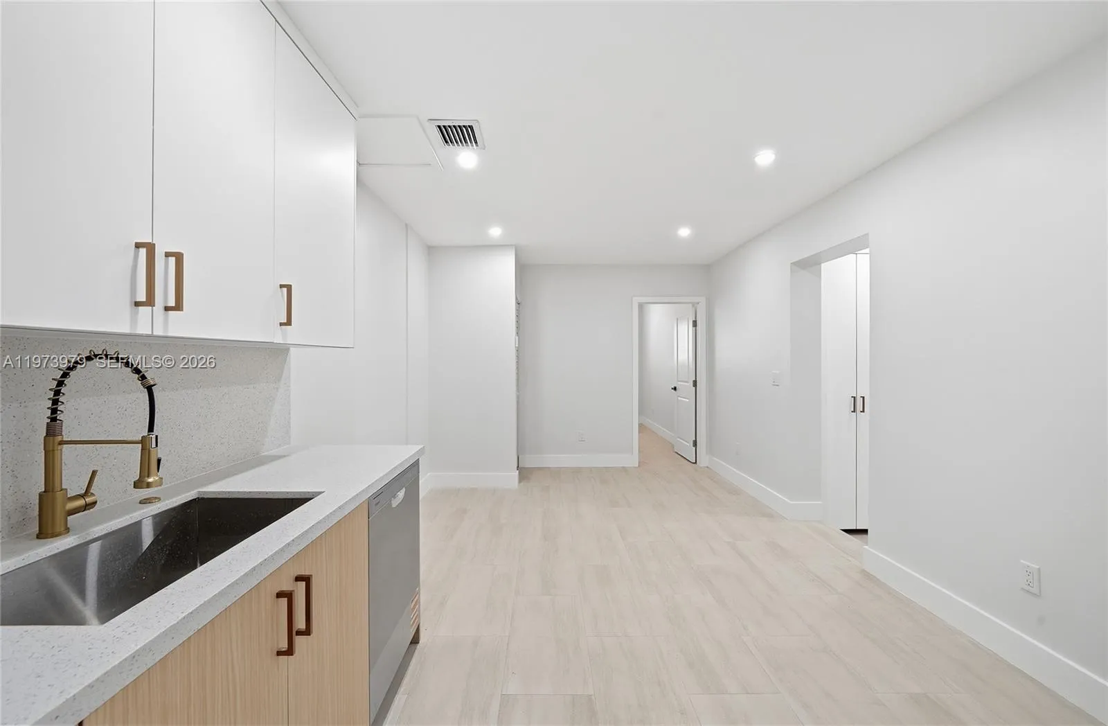 9007 Sw 38th St, Miami, Florida 33165, Miami, Florida 33165, ,Residential Income,For Sale,9007 Sw 38th St, Miami, Florida 33165,A11973979