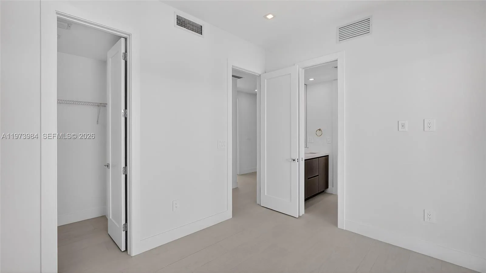 4652 Sw 32nd Ave B2, Dania Beach, Florida 33312, Dania Beach, Florida 33312, 3 Bedrooms Bedrooms, ,2 BathroomsBathrooms,Residential,For Sale,4652 Sw 32nd Ave B2, Dania Beach, Florida 33312,A11973984