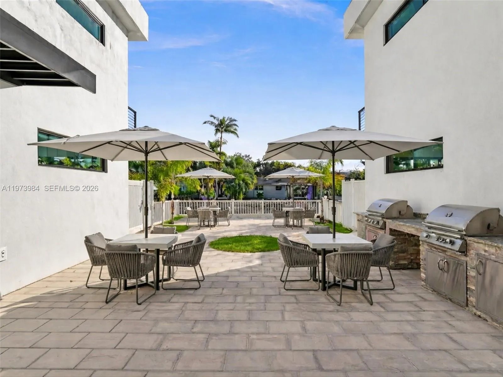 4652 Sw 32nd Ave B2, Dania Beach, Florida 33312, Dania Beach, Florida 33312, 3 Bedrooms Bedrooms, ,2 BathroomsBathrooms,Residential,For Sale,4652 Sw 32nd Ave B2, Dania Beach, Florida 33312,A11973984