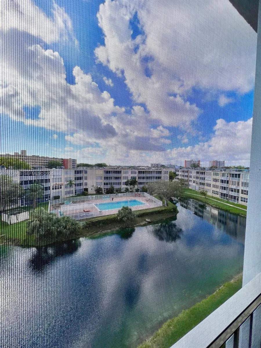 1700 Ne 191st St 508, Miami, Florida 33179, Miami, Florida 33179, 2 Bedrooms Bedrooms, ,2 BathroomsBathrooms,Residential,For Sale,1700 Ne 191st St 508, Miami, Florida 33179,A11973988