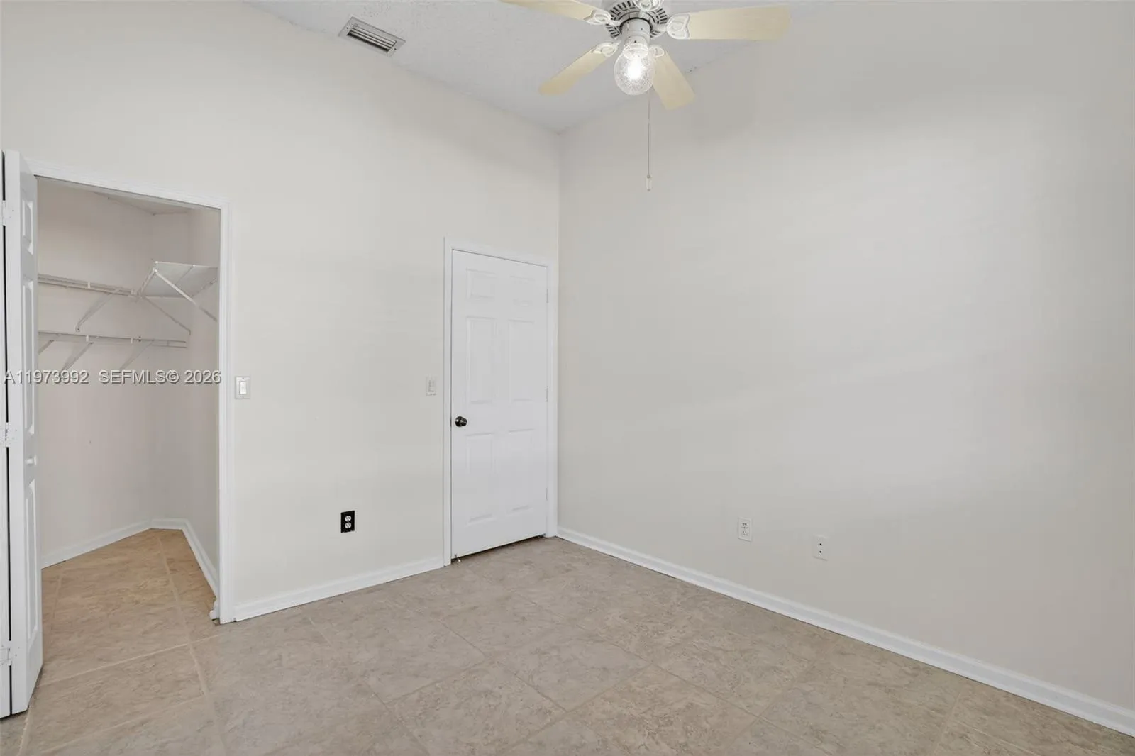 2385 Se 7th Pl, Homestead, Florida 33033, Homestead, Florida 33033, 4 Bedrooms Bedrooms, ,2 BathroomsBathrooms,Residential,For Sale,2385 Se 7th Pl, Homestead, Florida 33033,A11973992