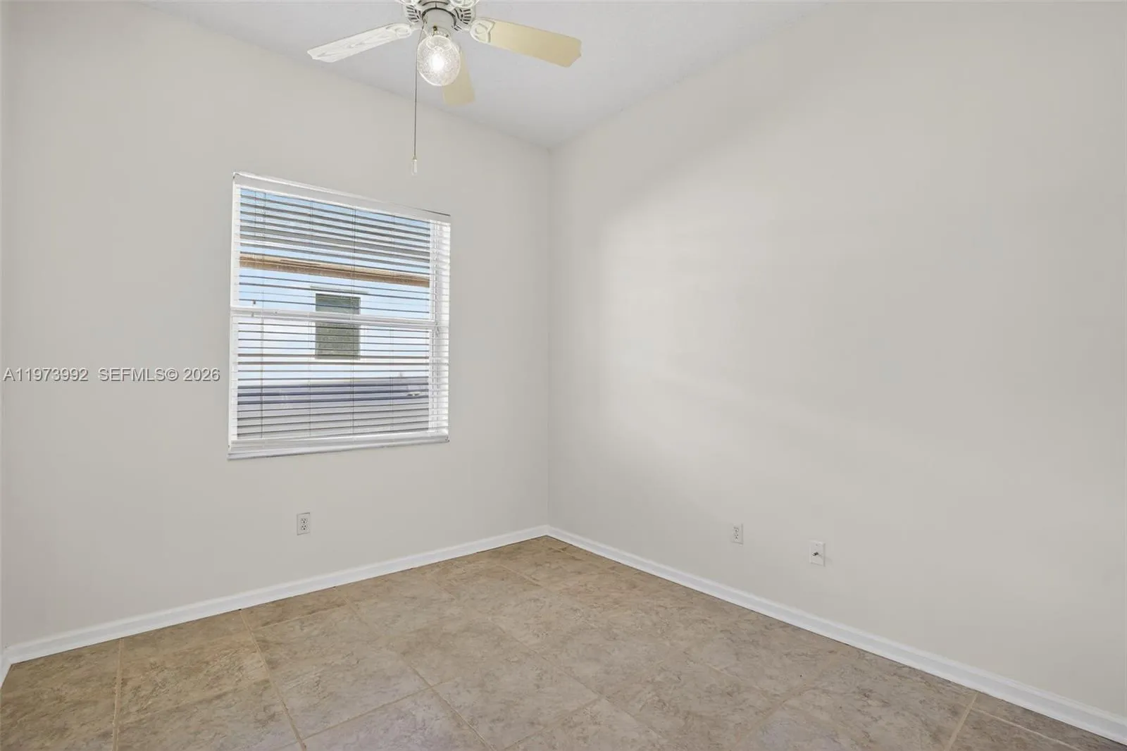 2385 Se 7th Pl, Homestead, Florida 33033, Homestead, Florida 33033, 4 Bedrooms Bedrooms, ,2 BathroomsBathrooms,Residential,For Sale,2385 Se 7th Pl, Homestead, Florida 33033,A11973992