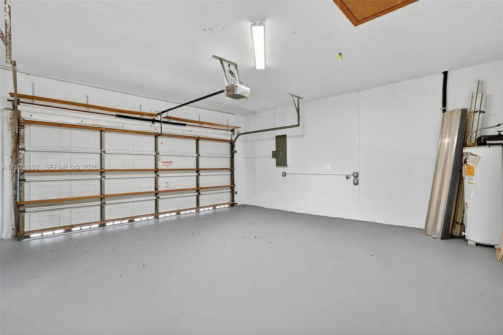 2385 Se 7th Pl, Homestead, Florida 33033, Homestead, Florida 33033, 4 Bedrooms Bedrooms, ,2 BathroomsBathrooms,Residential,For Sale,2385 Se 7th Pl, Homestead, Florida 33033,A11973992