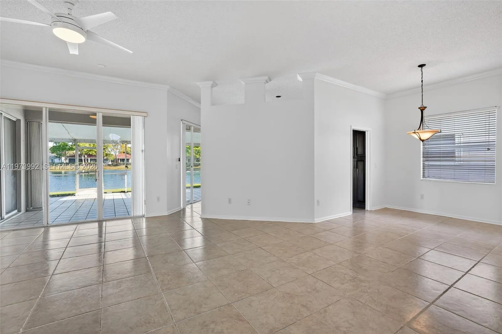 2385 Se 7th Pl, Homestead, Florida 33033, Homestead, Florida 33033, 4 Bedrooms Bedrooms, ,2 BathroomsBathrooms,Residential,For Sale,2385 Se 7th Pl, Homestead, Florida 33033,A11973992