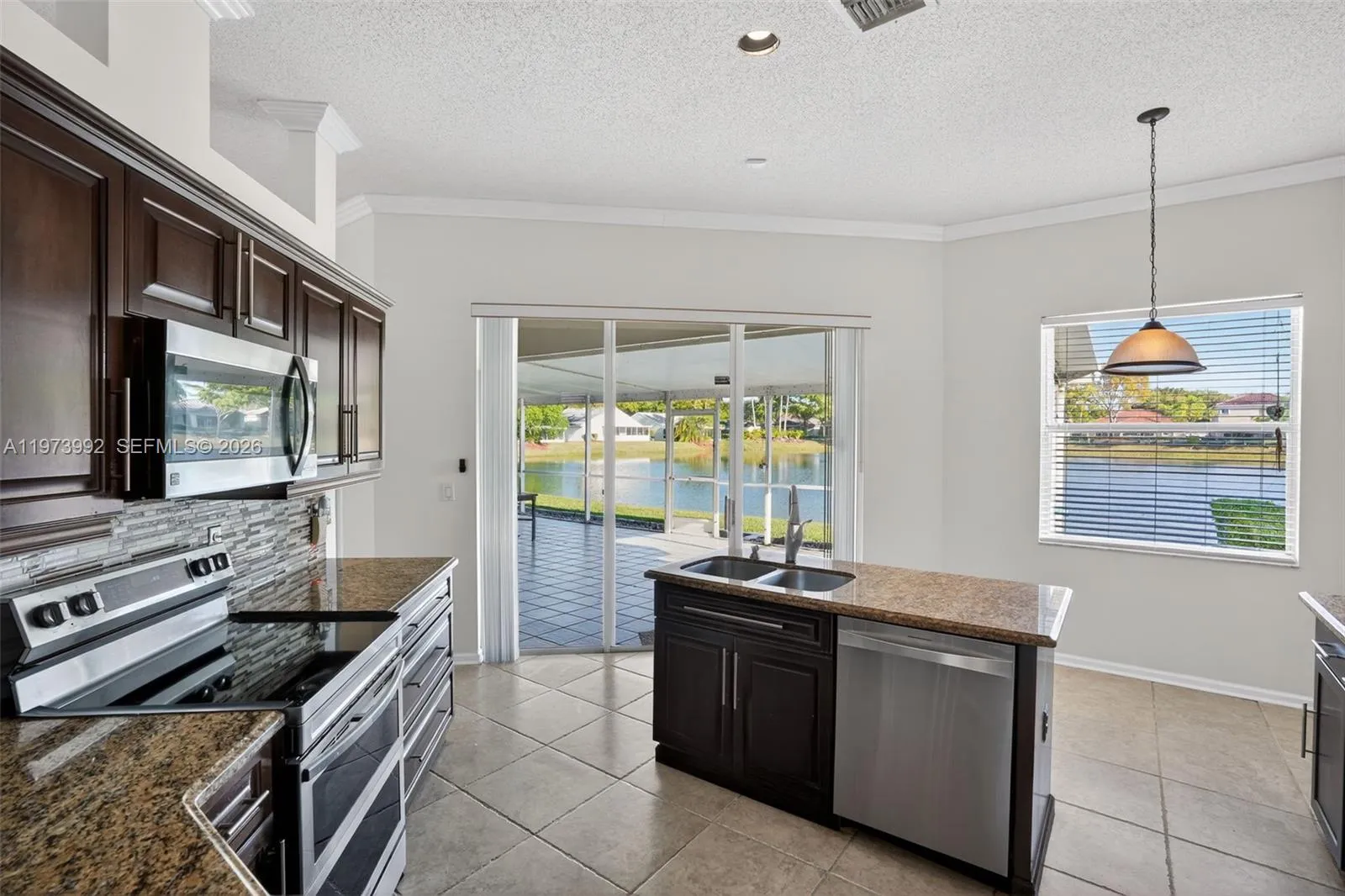 2385 Se 7th Pl, Homestead, Florida 33033, Homestead, Florida 33033, 4 Bedrooms Bedrooms, ,2 BathroomsBathrooms,Residential,For Sale,2385 Se 7th Pl, Homestead, Florida 33033,A11973992