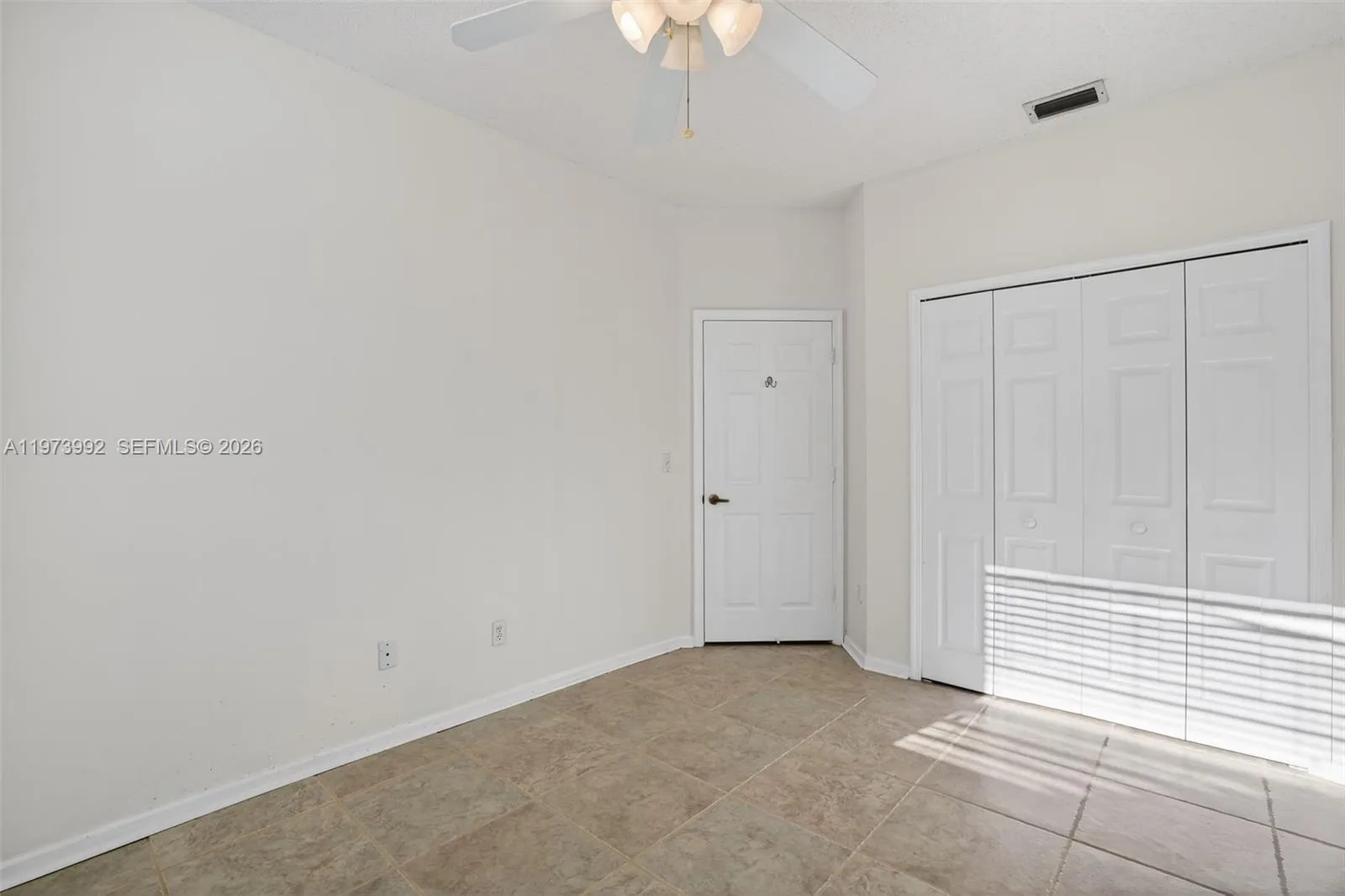 2385 Se 7th Pl, Homestead, Florida 33033, Homestead, Florida 33033, 4 Bedrooms Bedrooms, ,2 BathroomsBathrooms,Residential,For Sale,2385 Se 7th Pl, Homestead, Florida 33033,A11973992