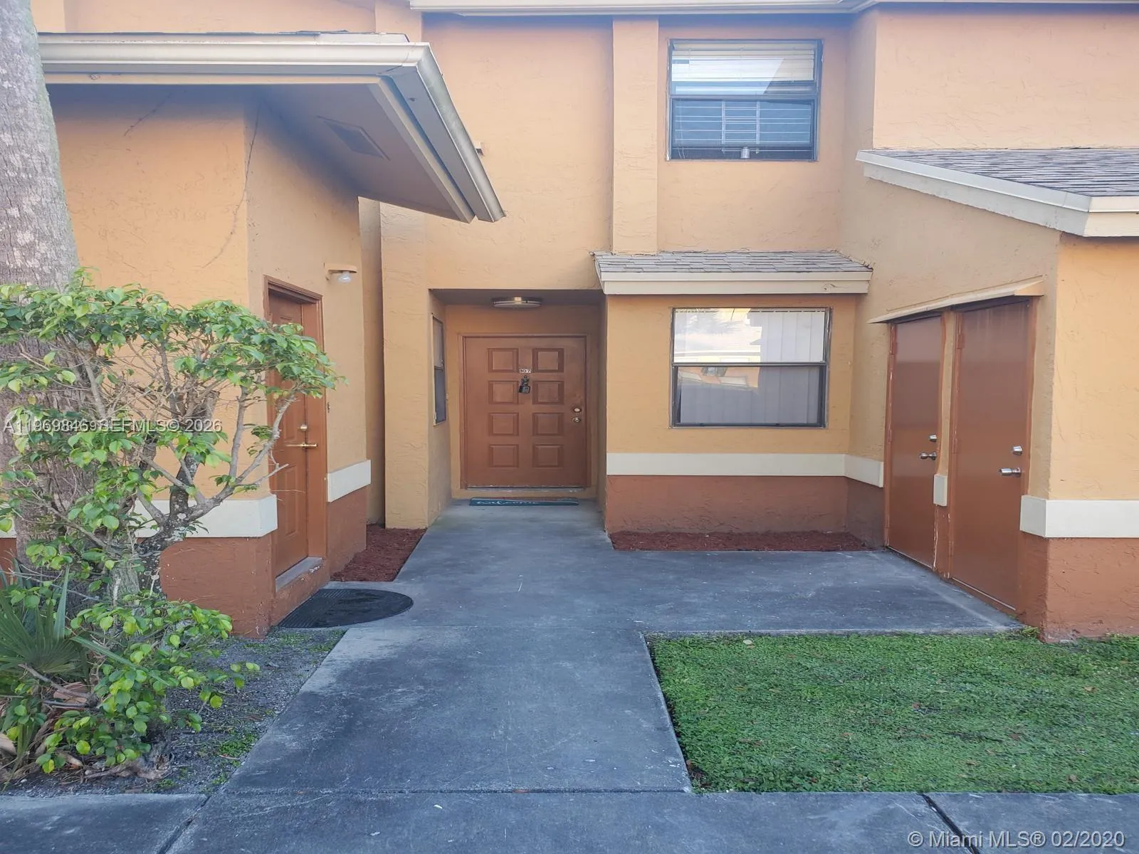 2461 Nw 56th Ave 105, Lauderhill, Florida 33313, Lauderhill, Florida 33313, 2 Bedrooms Bedrooms, ,2 BathroomsBathrooms,Residential,For Sale,2461 Nw 56th Ave 105, Lauderhill, Florida 33313,A11969846