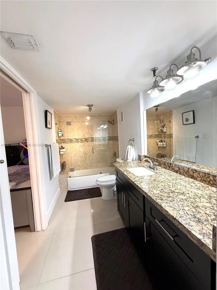 671 Ne 195th St 227-e, Miami, Florida 33179, Miami, Florida 33179, 2 Bedrooms Bedrooms, ,2 BathroomsBathrooms,Residential,For Sale,671 Ne 195th St 227-e, Miami, Florida 33179,A11973895