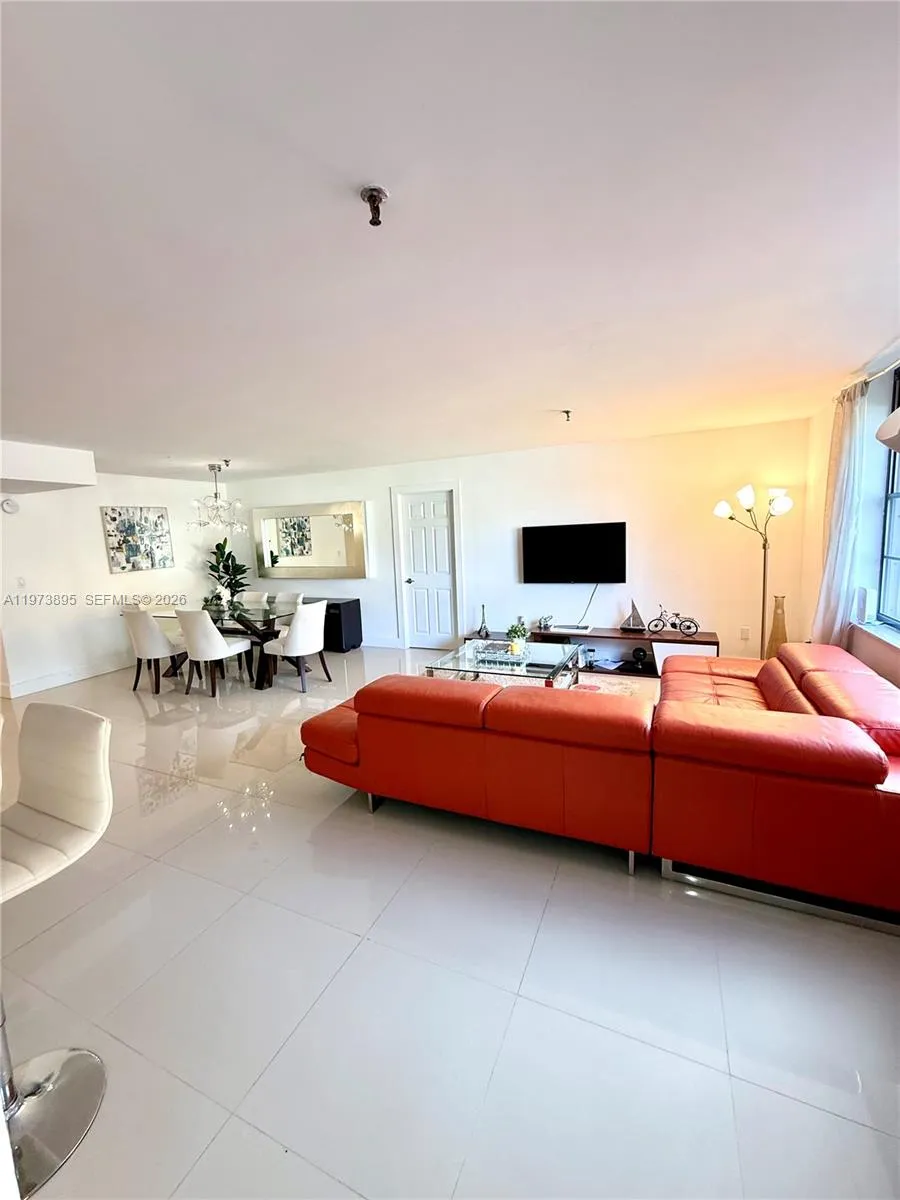 671 Ne 195th St 227-e, Miami, Florida 33179, Miami, Florida 33179, 2 Bedrooms Bedrooms, ,2 BathroomsBathrooms,Residential,For Sale,671 Ne 195th St 227-e, Miami, Florida 33179,A11973895