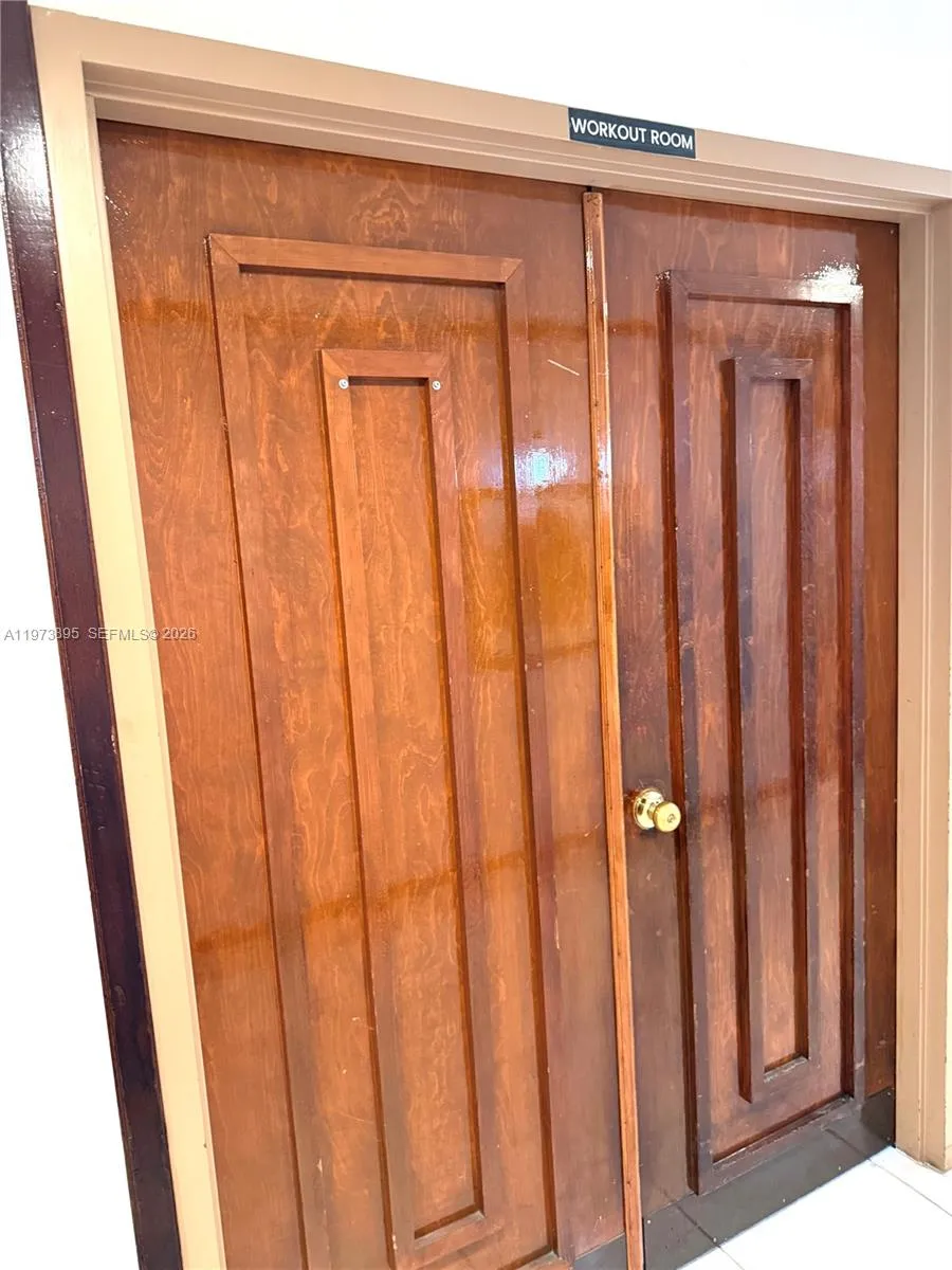 671 Ne 195th St 227-e, Miami, Florida 33179, Miami, Florida 33179, 2 Bedrooms Bedrooms, ,2 BathroomsBathrooms,Residential,For Sale,671 Ne 195th St 227-e, Miami, Florida 33179,A11973895