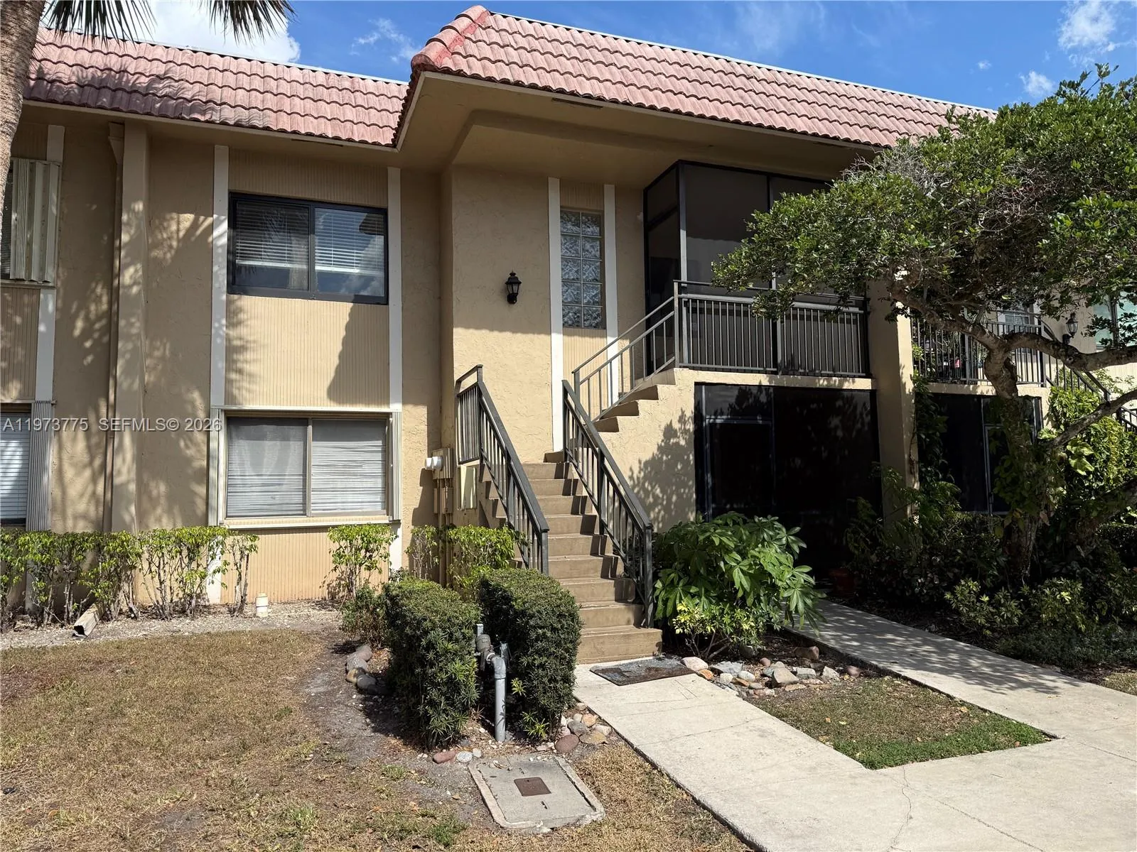 302 Lakeview Dr 204, Weston, Florida 33326, Weston, Florida 33326, 2 Bedrooms Bedrooms, ,2 BathroomsBathrooms,Residential,For Sale,302 Lakeview Dr 204, Weston, Florida 33326,A11973775