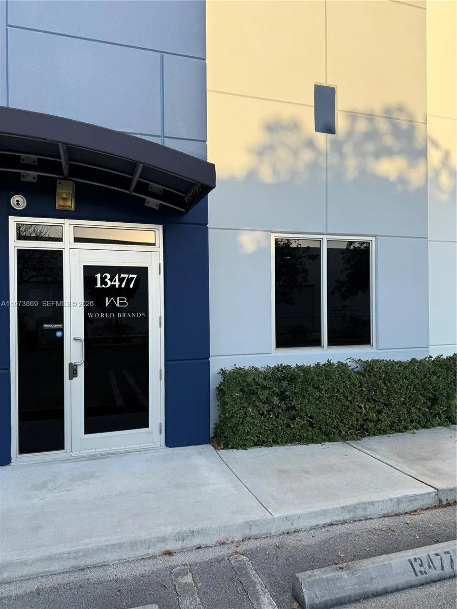13477 Nw 19th Ln 21, Sweetwater, Florida 33182, Sweetwater, Florida 33182, ,Commercial Lease,For Rent,13477 Nw 19th Ln 21, Sweetwater, Florida 33182,A11973869