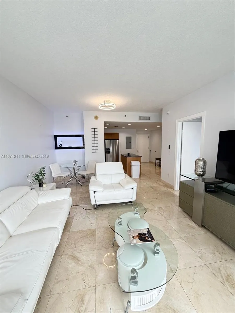 1050 Brickell Ave 1904, Miami, Florida 33131, Miami, Florida 33131, 1 Bedroom Bedrooms, ,1 BathroomBathrooms,Residential Lease,For Rent,1050 Brickell Ave 1904, Miami, Florida 33131,A11974041