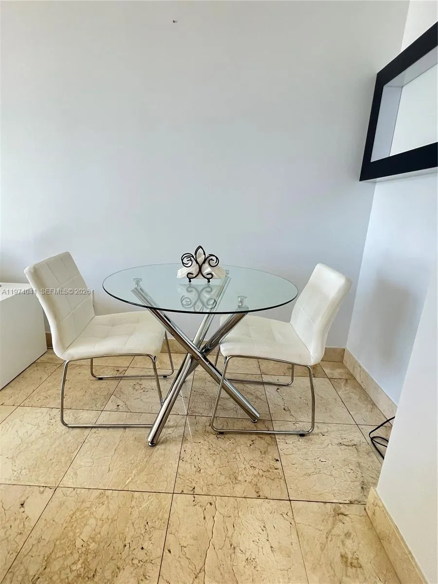 1050 Brickell Ave 1904, Miami, Florida 33131, Miami, Florida 33131, 1 Bedroom Bedrooms, ,1 BathroomBathrooms,Residential Lease,For Rent,1050 Brickell Ave 1904, Miami, Florida 33131,A11974041