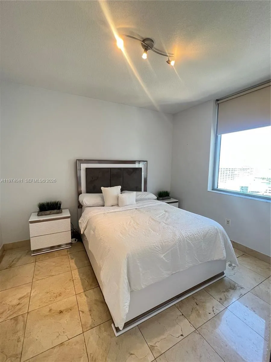 1050 Brickell Ave 1904, Miami, Florida 33131, Miami, Florida 33131, 1 Bedroom Bedrooms, ,1 BathroomBathrooms,Residential Lease,For Rent,1050 Brickell Ave 1904, Miami, Florida 33131,A11974041