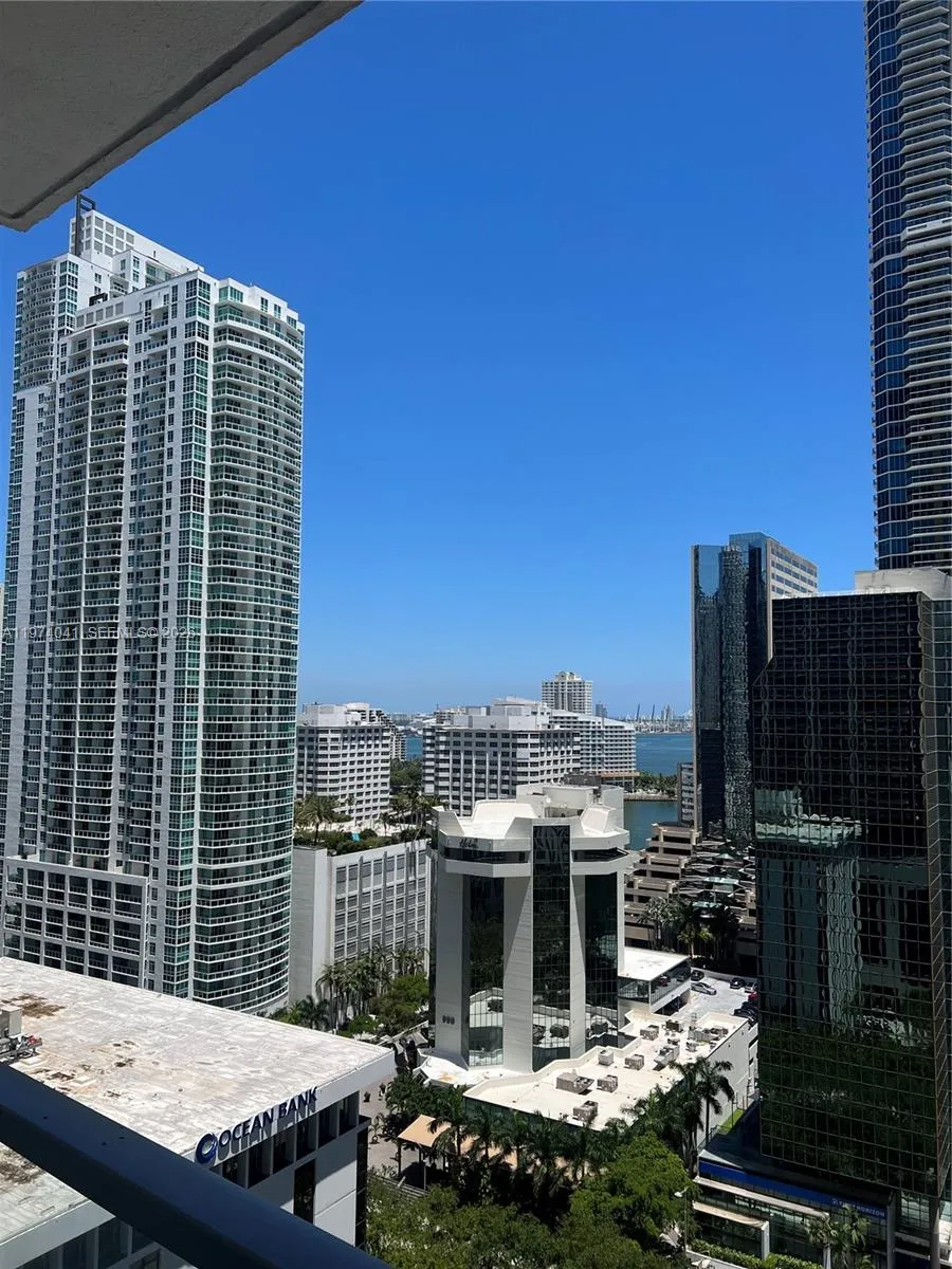 1050 Brickell Ave 1904, Miami, Florida 33131, Miami, Florida 33131, 1 Bedroom Bedrooms, ,1 BathroomBathrooms,Residential Lease,For Rent,1050 Brickell Ave 1904, Miami, Florida 33131,A11974041