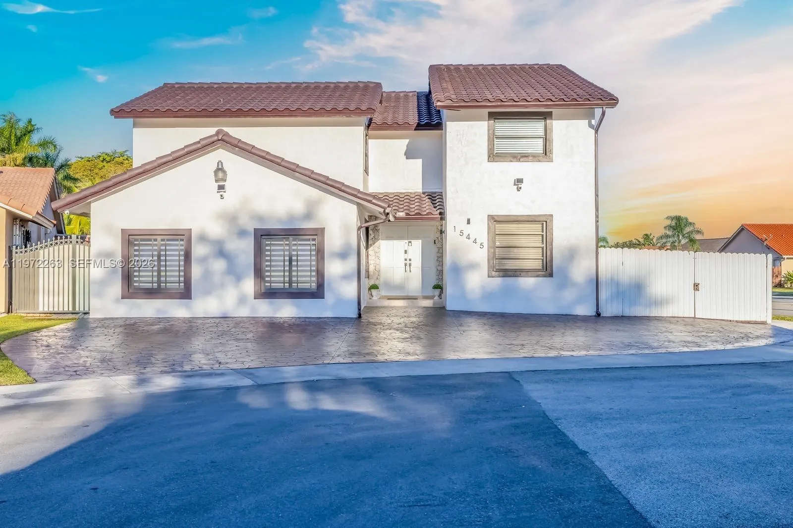 15445 Sw 57th St, Miami, Florida 33193, Miami, Florida 33193, 7 Bedrooms Bedrooms, ,4 BathroomsBathrooms,Residential,For Sale,15445 Sw 57th St, Miami, Florida 33193,A11972263