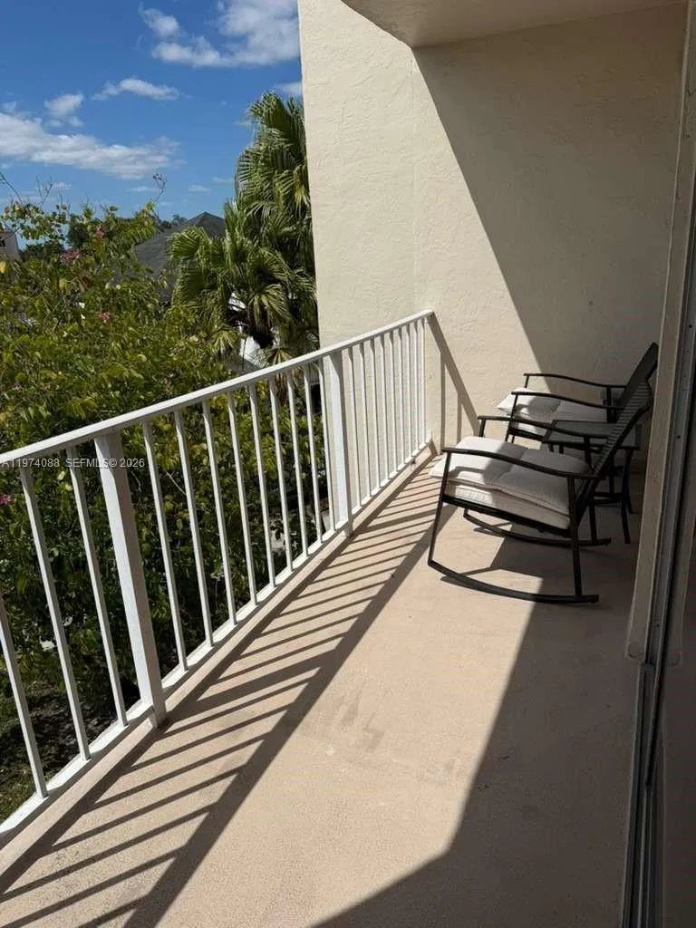 7727 Sw 86th St A1-303, Miami, Florida 33143, Miami, Florida 33143, 1 Bedroom Bedrooms, ,1 BathroomBathrooms,Residential Lease,For Rent,7727 Sw 86th St A1-303, Miami, Florida 33143,A11974088