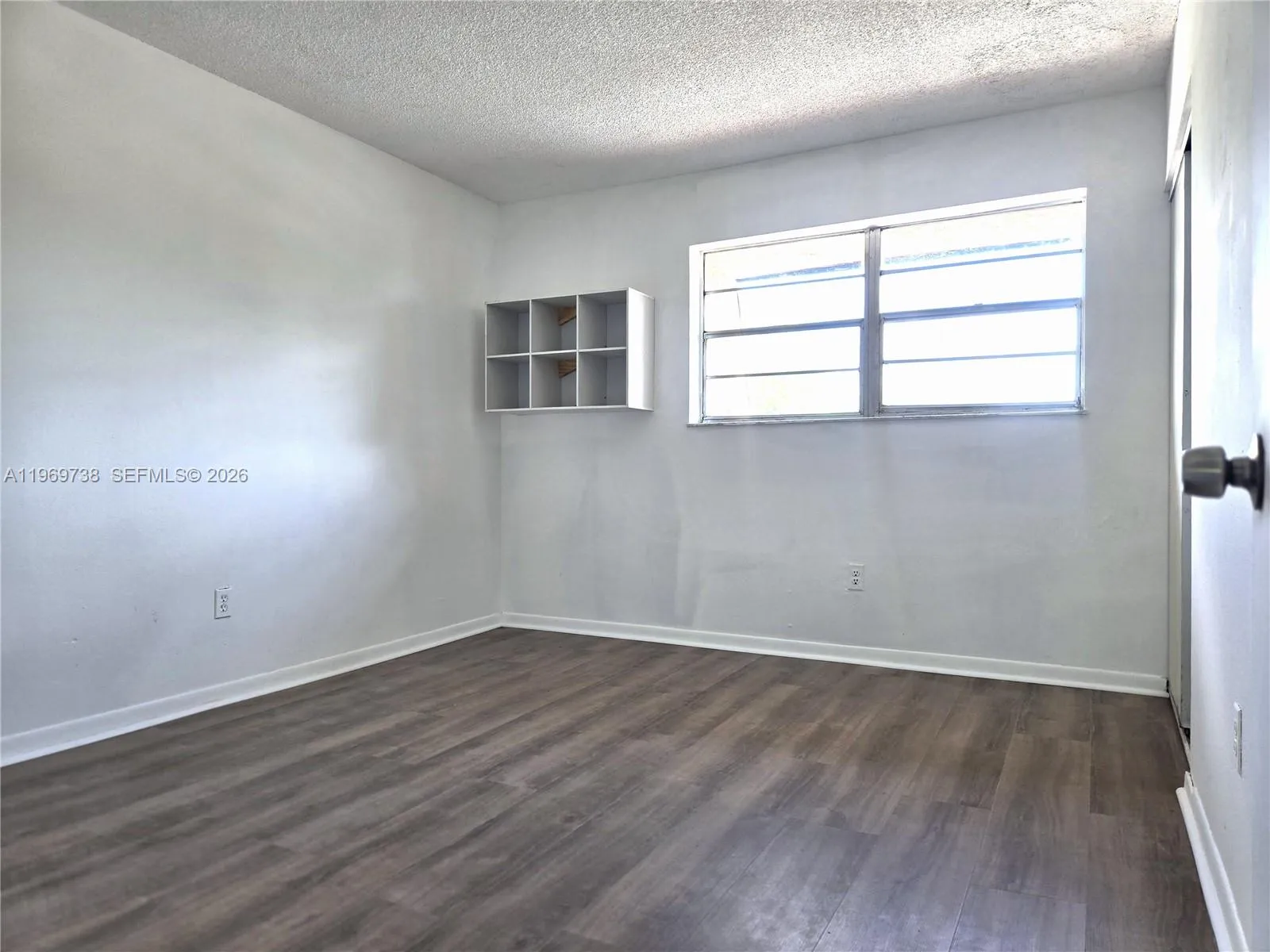 300 Nw 107th Ave 206, Miami, Florida 33172, Miami, Florida 33172, 3 Bedrooms Bedrooms, ,1 BathroomBathrooms,Residential Lease,For Rent,300 Nw 107th Ave 206, Miami, Florida 33172,A11969738