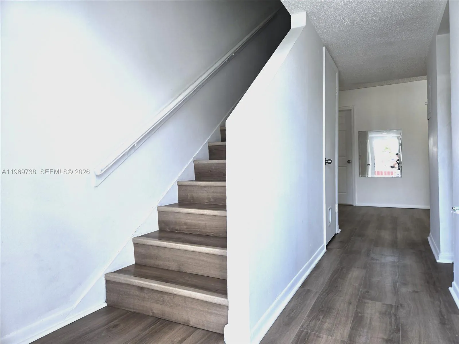 300 Nw 107th Ave 206, Miami, Florida 33172, Miami, Florida 33172, 3 Bedrooms Bedrooms, ,1 BathroomBathrooms,Residential Lease,For Rent,300 Nw 107th Ave 206, Miami, Florida 33172,A11969738