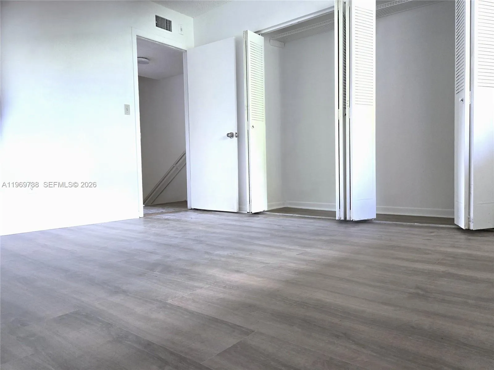 300 Nw 107th Ave 206, Miami, Florida 33172, Miami, Florida 33172, 3 Bedrooms Bedrooms, ,1 BathroomBathrooms,Residential Lease,For Rent,300 Nw 107th Ave 206, Miami, Florida 33172,A11969738