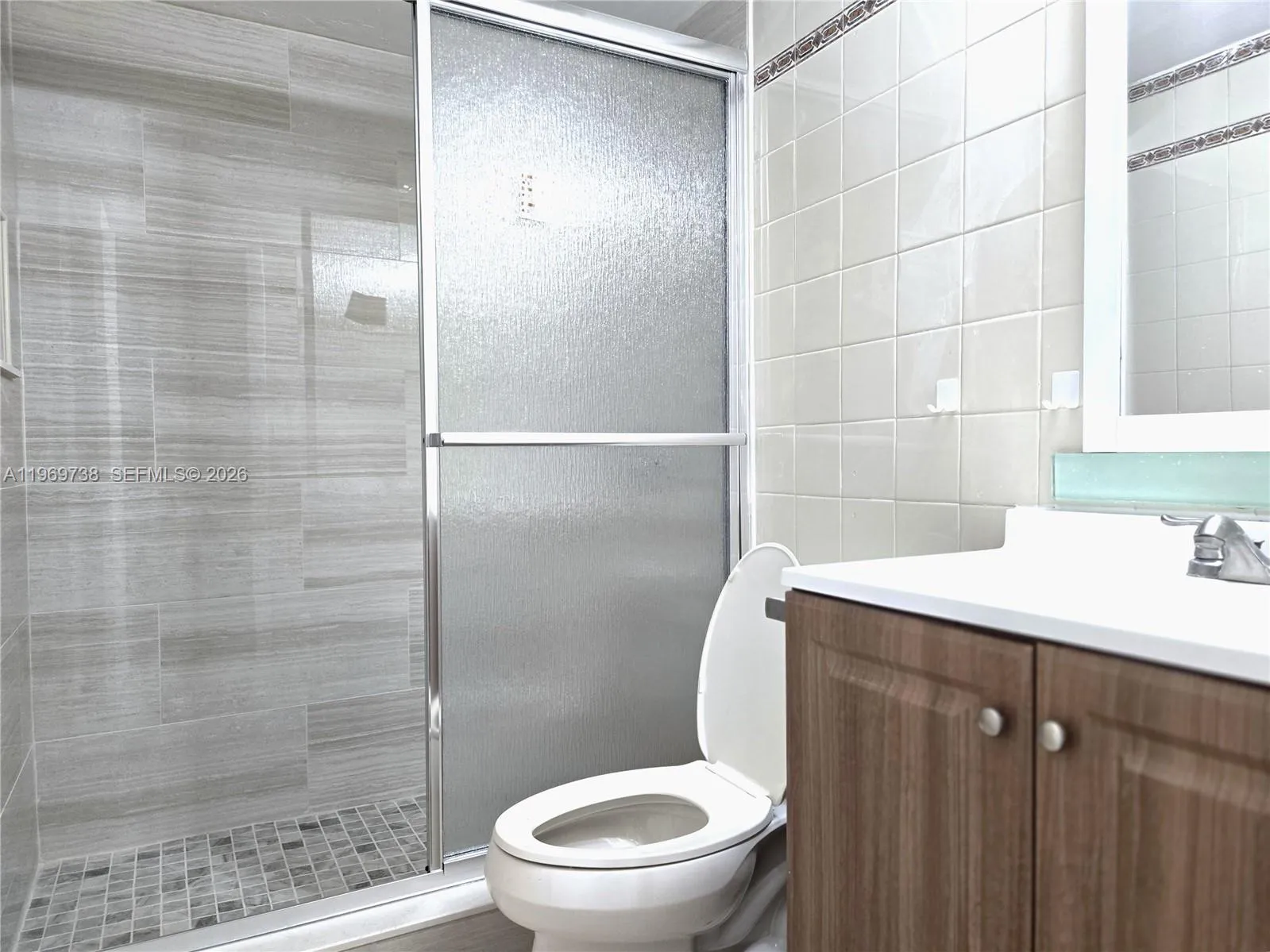 300 Nw 107th Ave 206, Miami, Florida 33172, Miami, Florida 33172, 3 Bedrooms Bedrooms, ,1 BathroomBathrooms,Residential Lease,For Rent,300 Nw 107th Ave 206, Miami, Florida 33172,A11969738