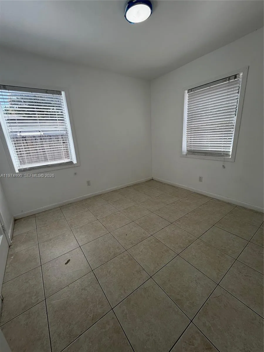 6400 Sw 58th Pl, South Miami, Florida 33143, South Miami, Florida 33143, 3 Bedrooms Bedrooms, ,1 BathroomBathrooms,Residential Lease,For Rent,6400 Sw 58th Pl, South Miami, Florida 33143,A11974100
