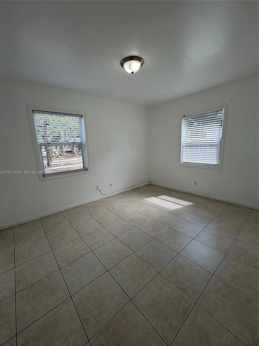 6400 Sw 58th Pl, South Miami, Florida 33143, South Miami, Florida 33143, 3 Bedrooms Bedrooms, ,1 BathroomBathrooms,Residential Lease,For Rent,6400 Sw 58th Pl, South Miami, Florida 33143,A11974100