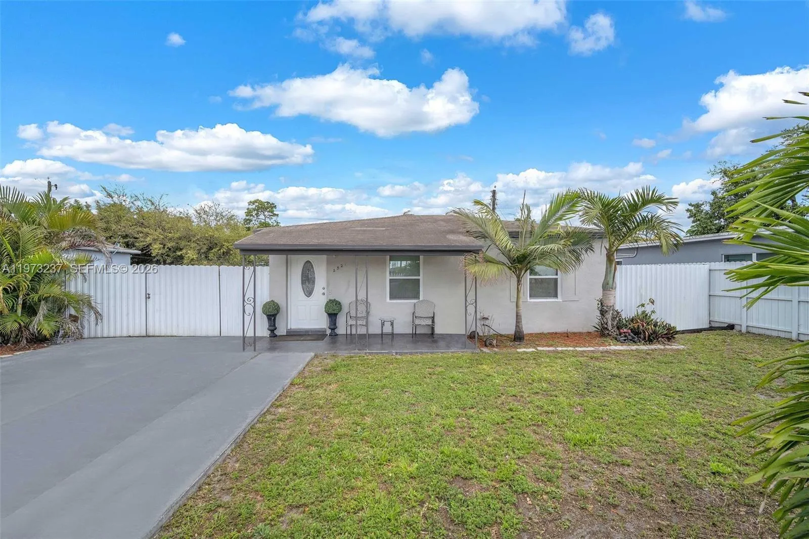 2521 Nw 151st St, Miami Gardens, Florida 33054, Miami Gardens, Florida 33054, 2 Bedrooms Bedrooms, ,1 BathroomBathrooms,Residential,For Sale,2521 Nw 151st St, Miami Gardens, Florida 33054,A11973237