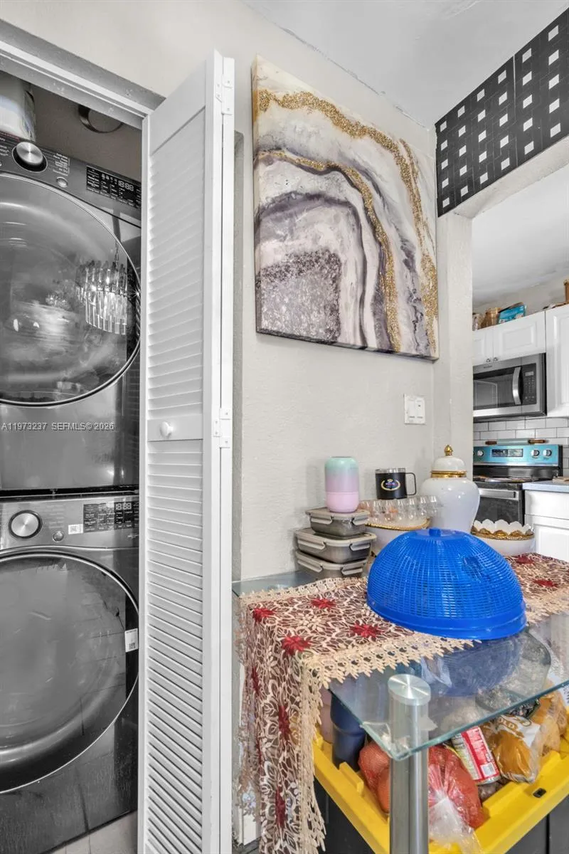 2521 Nw 151st St, Miami Gardens, Florida 33054, Miami Gardens, Florida 33054, 2 Bedrooms Bedrooms, ,1 BathroomBathrooms,Residential,For Sale,2521 Nw 151st St, Miami Gardens, Florida 33054,A11973237