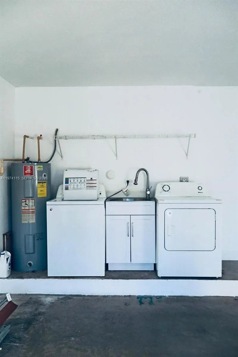 10131 Nw 10th St 0, Miami, Florida 33172, Miami, Florida 33172, 3 Bedrooms Bedrooms, ,2 BathroomsBathrooms,Residential Lease,For Rent,10131 Nw 10th St 0, Miami, Florida 33172,A11974115