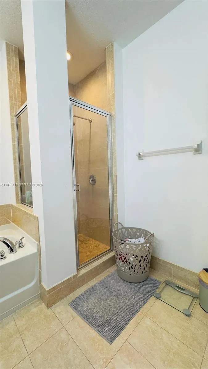 10131 Nw 10th St 0, Miami, Florida 33172, Miami, Florida 33172, 3 Bedrooms Bedrooms, ,2 BathroomsBathrooms,Residential Lease,For Rent,10131 Nw 10th St 0, Miami, Florida 33172,A11974115