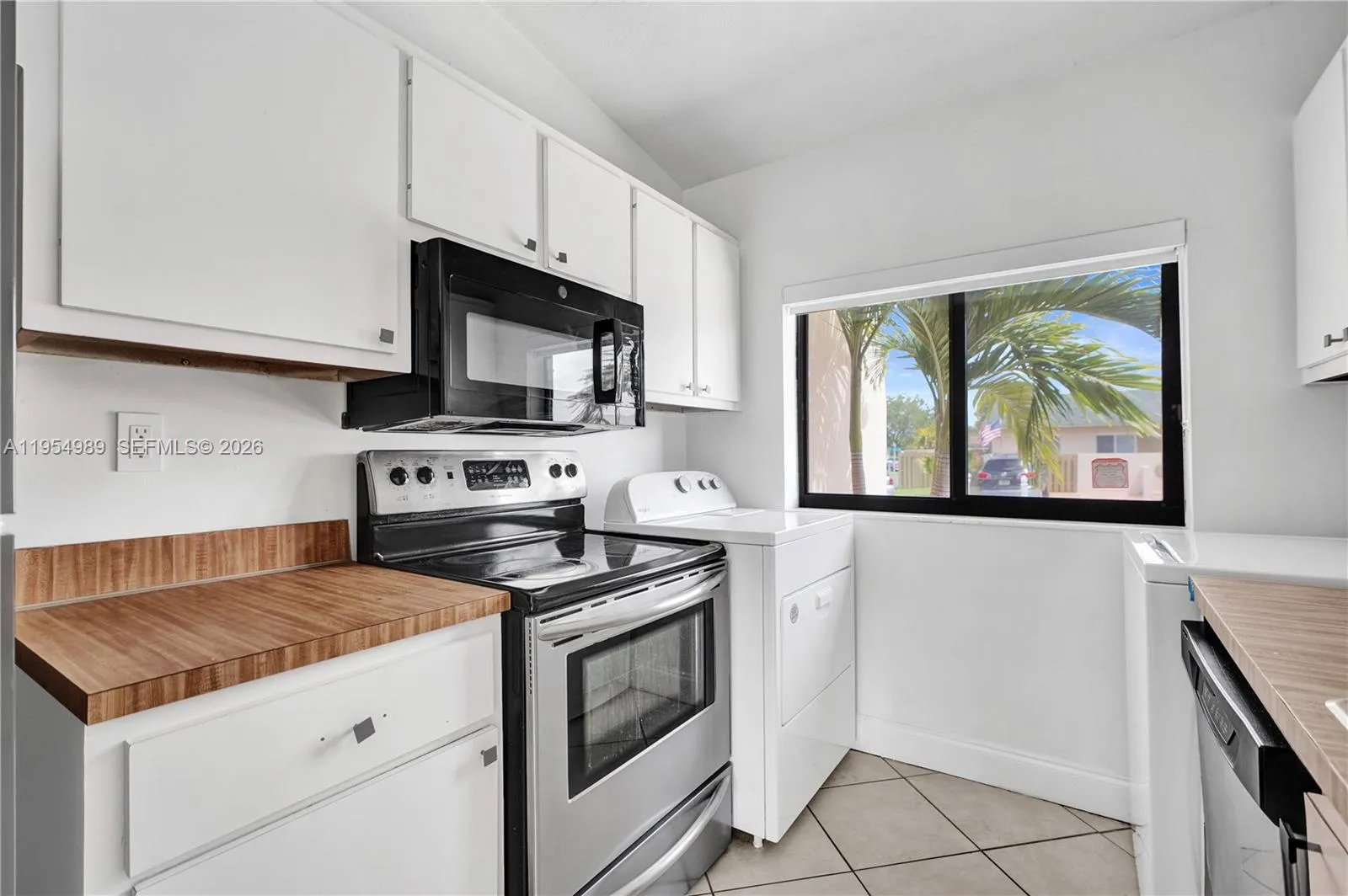 12216 Sw 110th Ln, Miami, Florida 33186, Miami, Florida 33186, 3 Bedrooms Bedrooms, ,1 BathroomBathrooms,Residential,For Sale,12216 Sw 110th Ln, Miami, Florida 33186,A11954989
