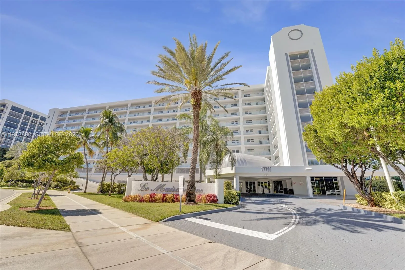 17700 N Bay Rd 805, Sunny Isles Beach, Florida 331, Sunny Isles Beach, Florida 33160, 2 Bedrooms Bedrooms, ,2 BathroomsBathrooms,Residential,For Sale,17700 N Bay Rd 805, Sunny Isles Beach, Florida 331,A11973890