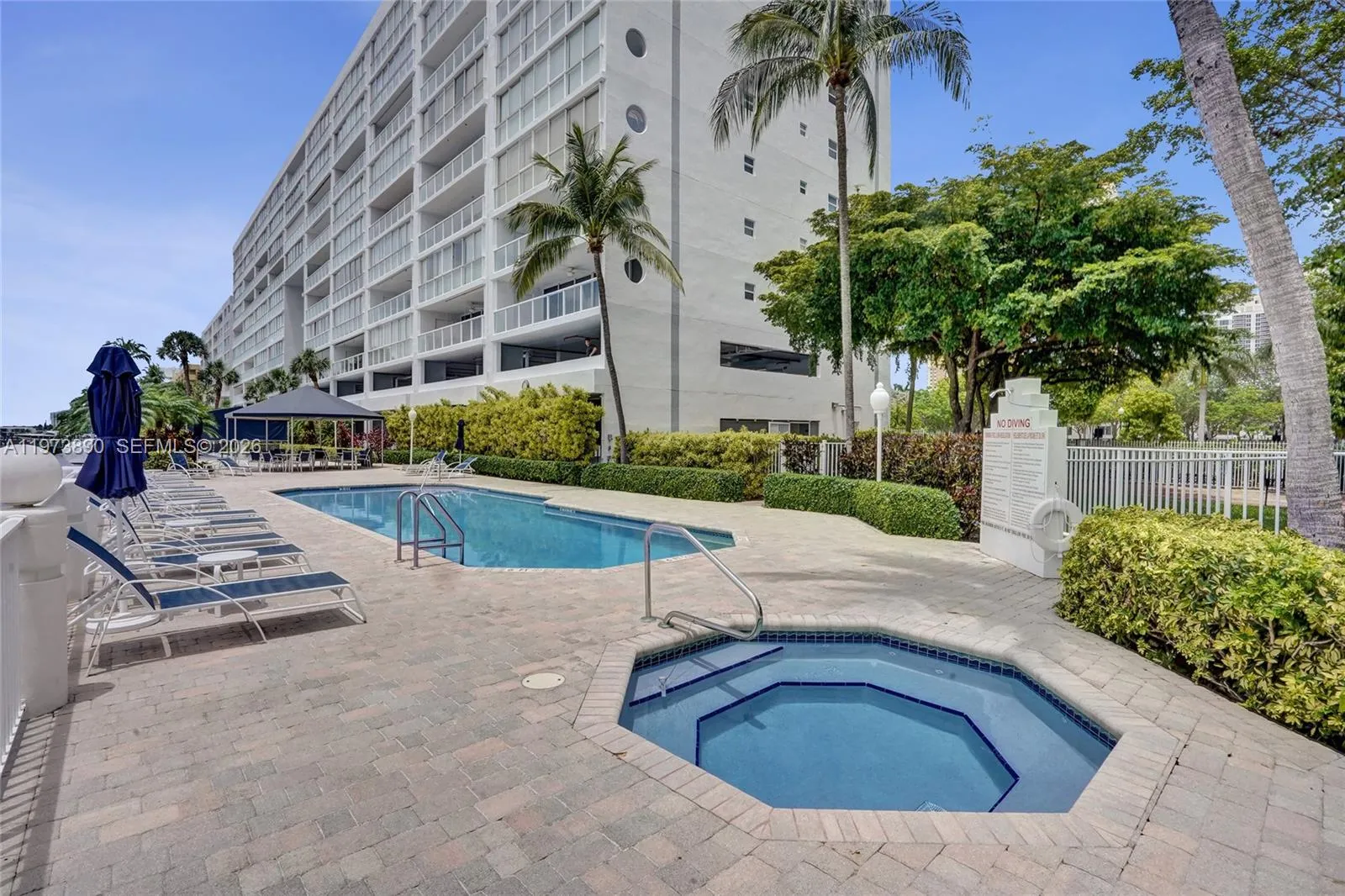 17700 N Bay Rd 805, Sunny Isles Beach, Florida 331, Sunny Isles Beach, Florida 33160, 2 Bedrooms Bedrooms, ,2 BathroomsBathrooms,Residential,For Sale,17700 N Bay Rd 805, Sunny Isles Beach, Florida 331,A11973890