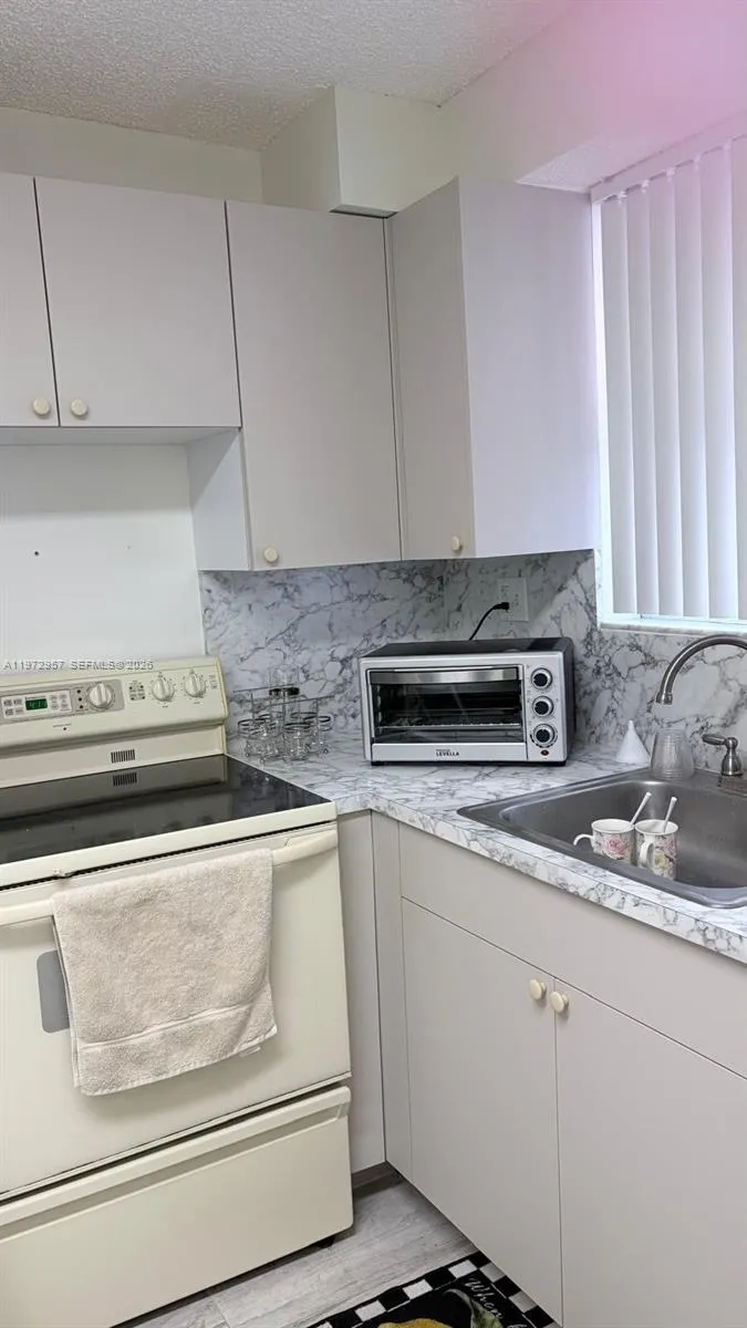 199 Sw 12th Ave 415b, Miami, Florida 33130, Miami, Florida 33130, 2 Bedrooms Bedrooms, ,2 BathroomsBathrooms,Residential,For Sale,199 Sw 12th Ave 415b, Miami, Florida 33130,A11972957