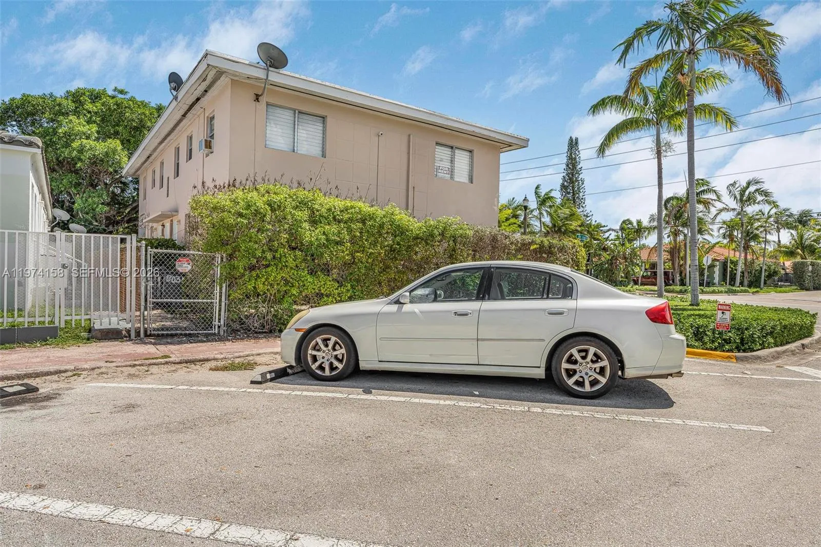 8031 Hawthorne Ave, Miami Beach, Florida 33141, Miami Beach, Florida 33141, ,Residential Income,For Sale,8031 Hawthorne Ave, Miami Beach, Florida 33141,A11974158
