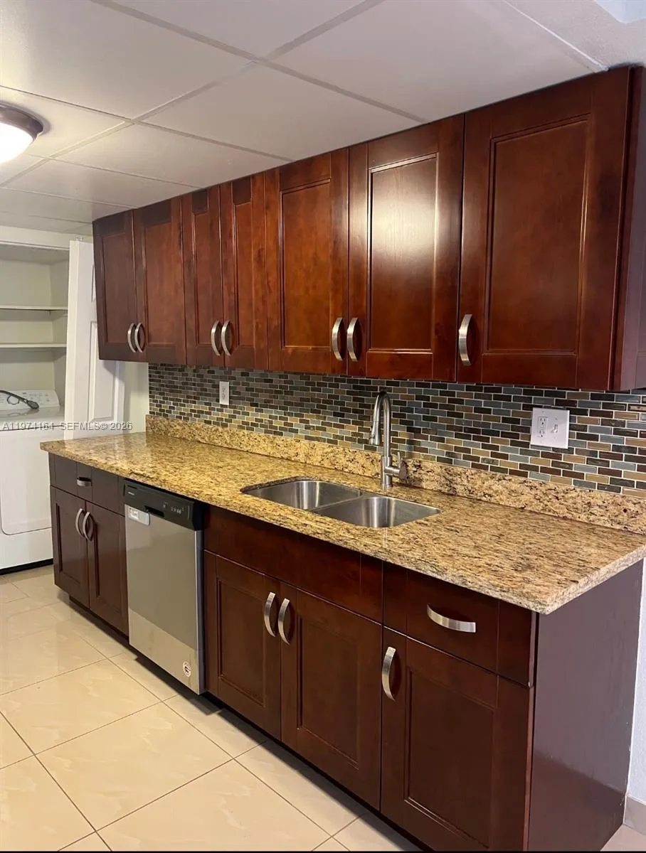 3928 Sw 67th Way 97, Davie, Florida 33314, Davie, Florida 33314, 3 Bedrooms Bedrooms, ,2 BathroomsBathrooms,Residential Lease,For Rent,3928 Sw 67th Way 97, Davie, Florida 33314,A11974164