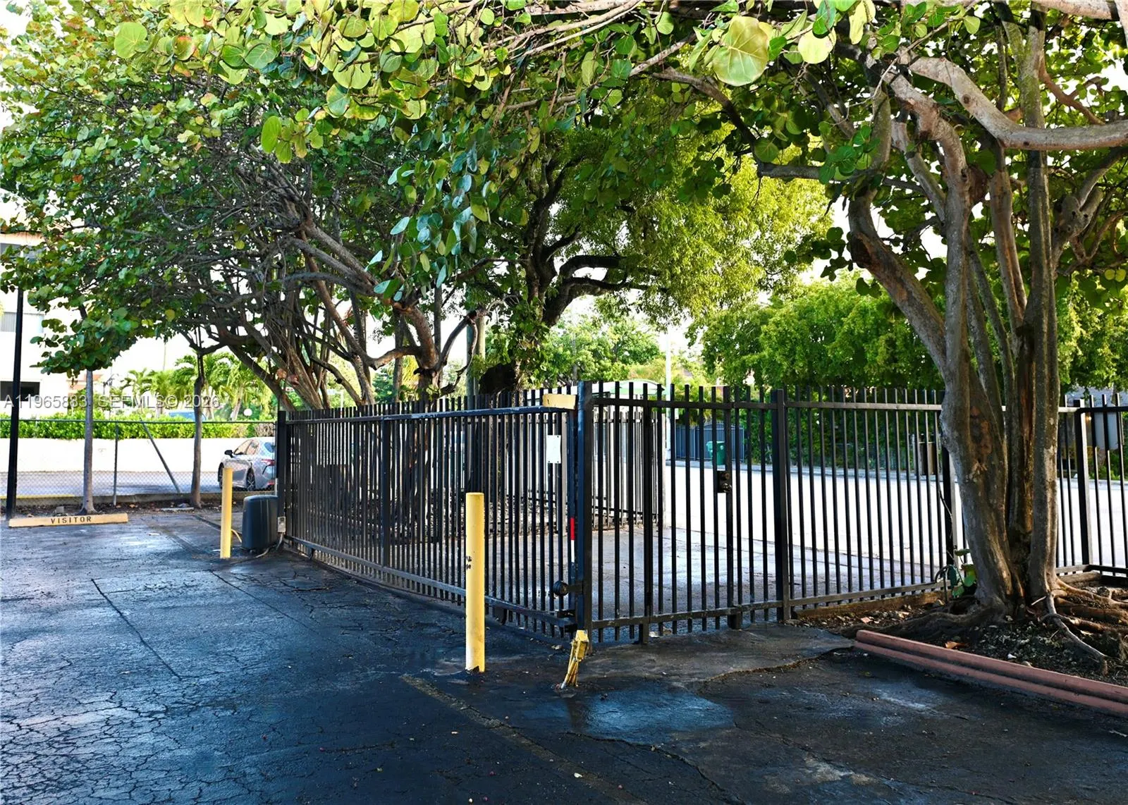 1910 Sw 17th Ave 2, Miami, Florida 33145, Miami, Florida 33145, 2 Bedrooms Bedrooms, ,1 BathroomBathrooms,Residential Lease,For Rent,1910 Sw 17th Ave 2, Miami, Florida 33145,A11965883