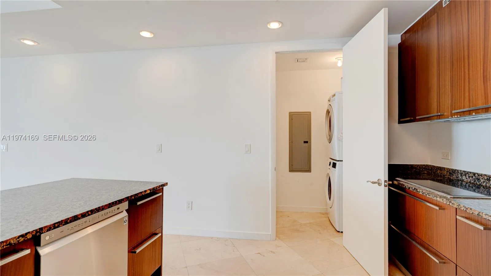 16001 Collins Ave 3007, Sunny Isles Beach, Florida, Sunny Isles Beach, Florida 33160, 2 Bedrooms Bedrooms, ,3 BathroomsBathrooms,Residential Lease,For Rent,16001 Collins Ave 3007, Sunny Isles Beach, Florida,A11974169