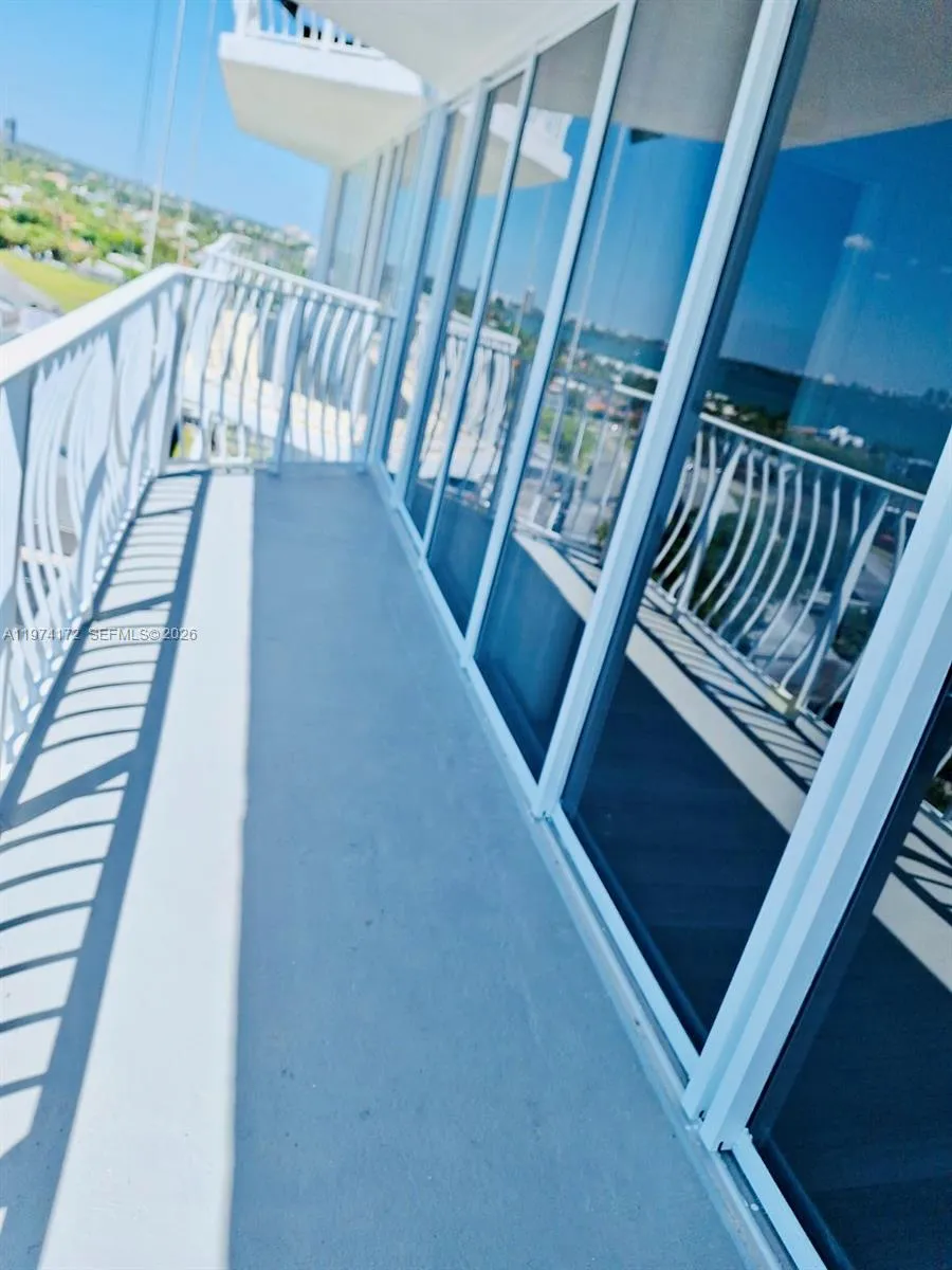 7601 E Treasure Dr 1406, North Bay Village, Florid, North Bay Village, Florida 33141, 2 Bedrooms Bedrooms, ,2 BathroomsBathrooms,Residential,For Sale,7601 E Treasure Dr 1406, North Bay Village, Florid,A11974172