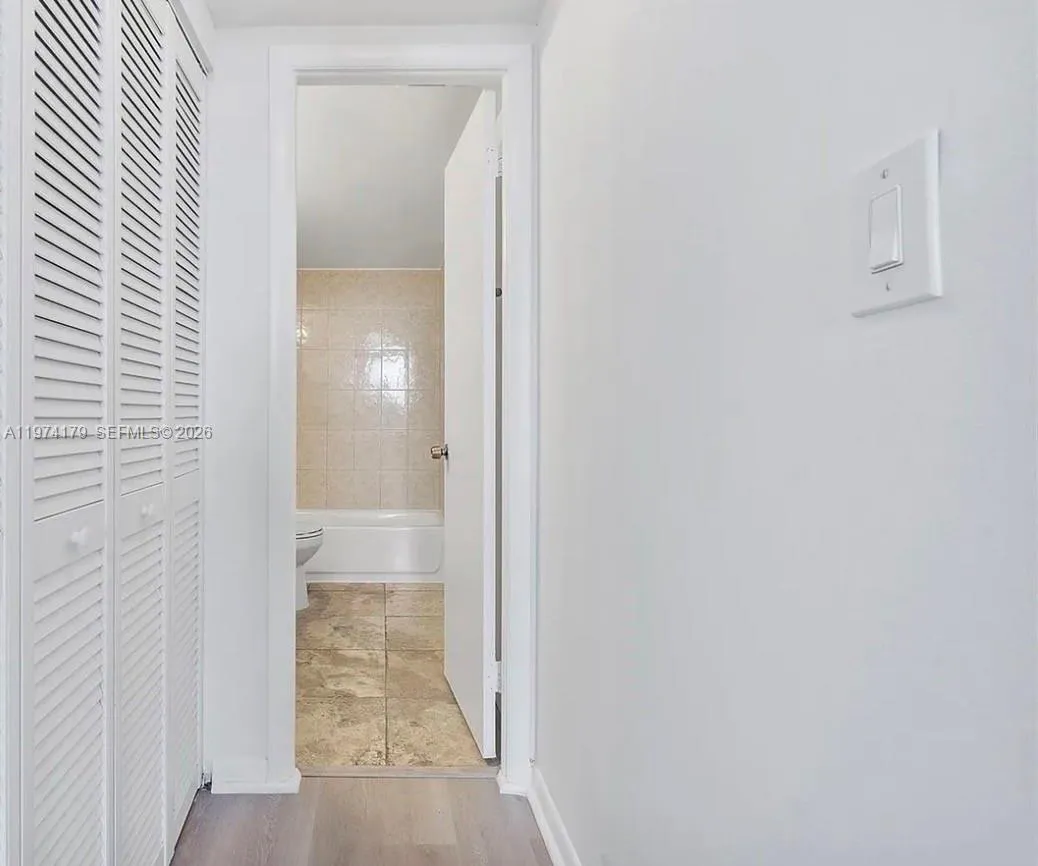 1470 Ne 123rd St A603, North Miami, Florida 33161, North Miami, Florida 33161, 1 Bedroom Bedrooms, ,1 BathroomBathrooms,Residential Lease,For Rent,1470 Ne 123rd St A603, North Miami, Florida 33161,A11974179