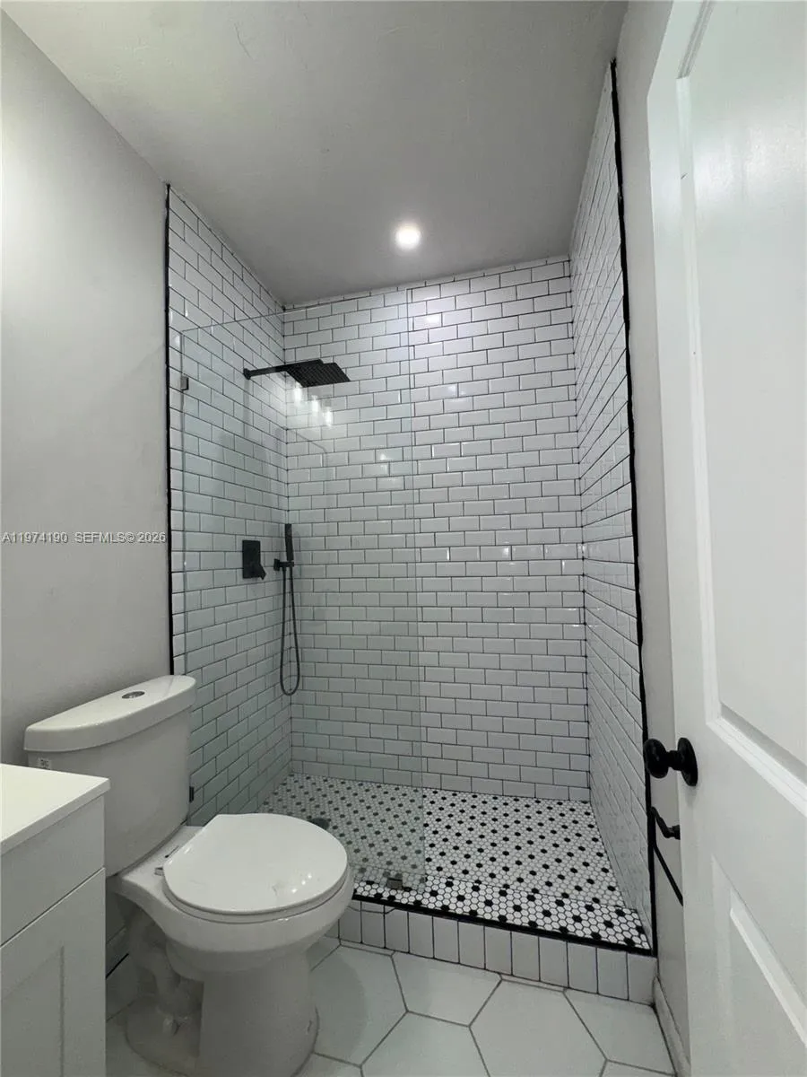 Miami, Florida 33176, 1 Bedroom Bedrooms, ,1 BathroomBathrooms,Residential Lease,For Rent,A11974190