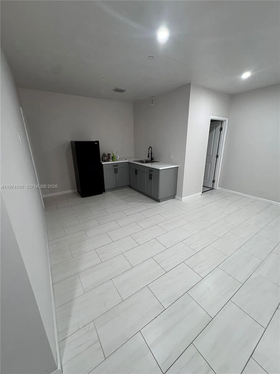 Miami, Florida 33176, 1 Bedroom Bedrooms, ,1 BathroomBathrooms,Residential Lease,For Rent,A11974190