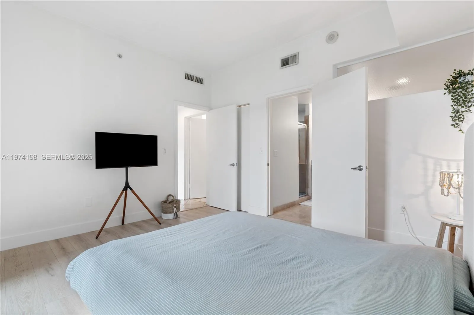 350 Ne 24th St 406, Miami, Florida 33137, Miami, Florida 33137, 2 Bedrooms Bedrooms, ,2 BathroomsBathrooms,Residential Lease,For Rent,350 Ne 24th St 406, Miami, Florida 33137,A11974198