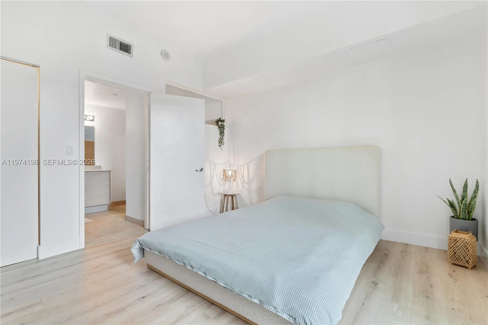 350 Ne 24th St 406, Miami, Florida 33137, Miami, Florida 33137, 2 Bedrooms Bedrooms, ,2 BathroomsBathrooms,Residential Lease,For Rent,350 Ne 24th St 406, Miami, Florida 33137,A11974198